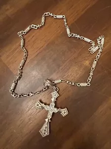 Collar Colgante Cruz Tono Plata Joyería Moda 18" - Imagen 1 de 3