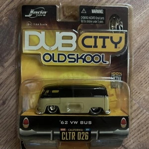Jada 62 1962 VW Volkswagen Bus Dub City Old Skool Detailed Collectible w/RRs Tan - Picture 1 of 3