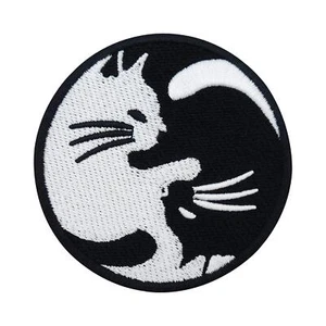 Yin Yang Katze Mond Patch zum Aufbügeln, schwarz weiß Aufnäher Sticker Bügelbild - Bild 1 von 5