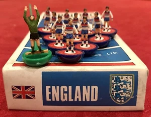 Subbuteo ENGLAND SPECIAL BOX - VERY RARE!!! VG/NM - Foto 1 di 3