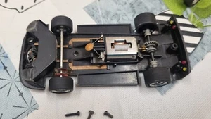 SCALEXTRIC FERRARI F-40 IGOL 6012 CHASIS COMPLETO EJES MOTOR LUCES - Imagen 1 de 9
