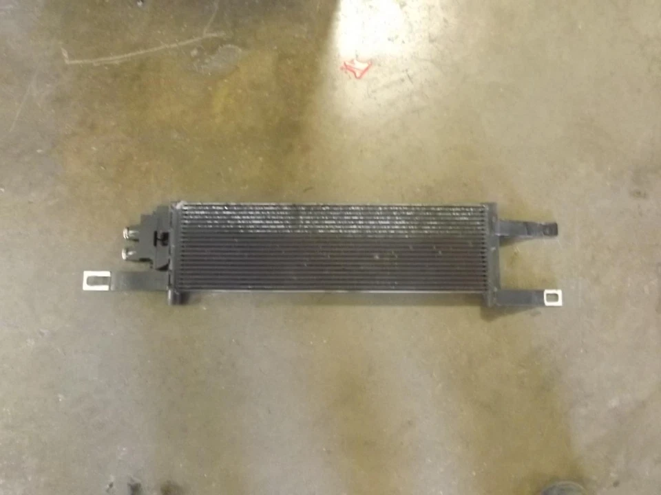 Enfriador de transmisión automática 18 Jeep Compass 2,4 L AT 4x4 OEM 47 K millas Foto 1 de 1