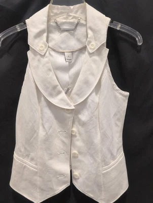 White House Black Market White Button Up Collard Vest, Women's Size 2 NWT - Image 1 of 4