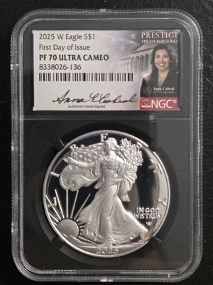 2025 W Prueba Silver Eagle NGC PF70 UCAM PRIMER DÍA EMISIÓN FIRMADA POR Anna Cabral  Foto 1 de 4