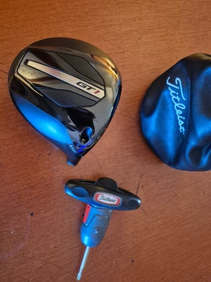 NEW  Titleist GT1  10* Driver Head ONLY w TOOL & BAG - Image 1 of 3