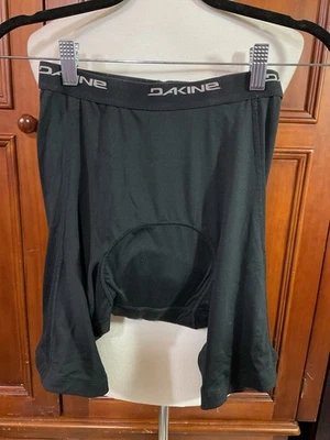Pantalones Cortos de Ciclismo Dakine Medianos Polygiene Acolchados Usados en Excelente Condición Como Se Ve Negro Sólido Atlético H Foto 1 de 4