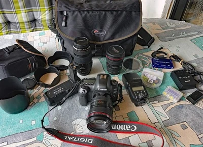 Canon EOS 5D Mark IV mit Zubehörpaket - Bild 1 von 4