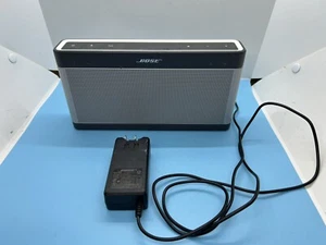 Bose SoundLink III Bluetooth Speaker 414255 Wireless With OEM Original Charger - Picture 1 of 9
