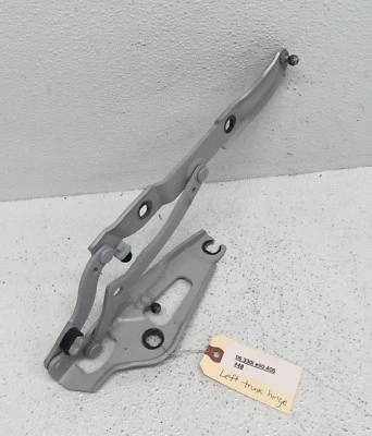 06 07 08 2006 BMW E90 330i 325i 335i sedán bisagra maletero izquierda fabricante de equipos originales Foto 1 de 3