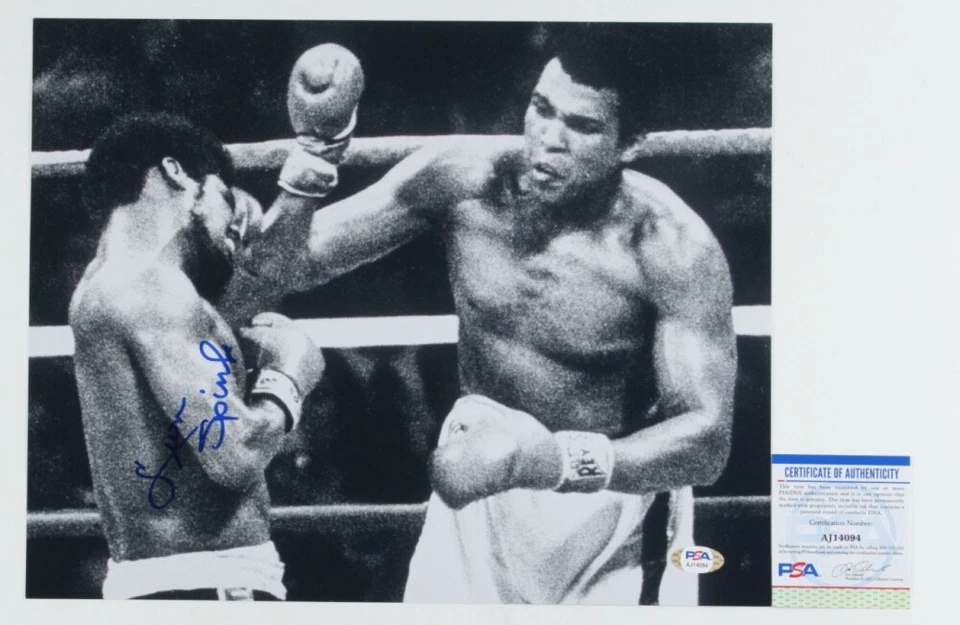 Leon Spinks Signed 11x14 Photo (PSA) - D - Image 1 of 1