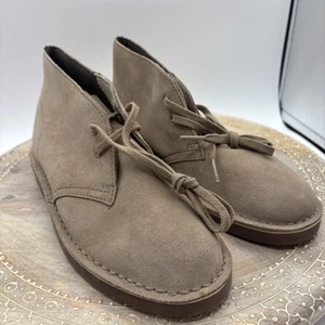 Clarks Bushacre Womens Size 6.5m Brown Classic Leather Ankle Chukka Boots Shoes - Picture 1 of 7