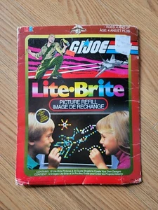 Lite-Brite G.I.Joe recharge photo Milton Bradley complète | 9 feuilles non perforées - Photo 1 sur 6