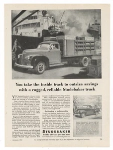 Anuncio de camiones Studebaker 1947: doble plataforma de estacas y cupé camioneta exprés en la foto - Imagen 1 de 1
