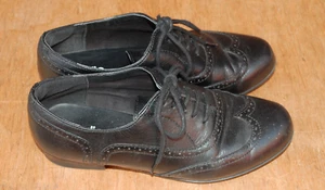 Girls/Ladies Leather Black Brogue Flat Lace Up Shoes School/Work 6 WIDE - Picture 1 of 7