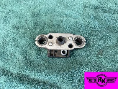 11-23 SUZUKI GSXR600/750 CONJUNTO DE BLOQUEO DE PESTILLO ASIENTO PASAJERO TRASERO 45220-47H00 Foto 1 de 4