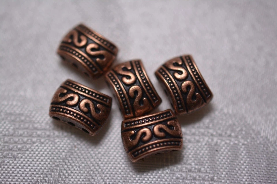 Cuentas de metal base - Tono cobre antiguo - 11x8 mm rectángulo de 3 agujeros (M0094AC) Foto 1 de 1