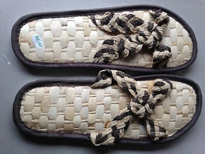 Asexual Slippers,Environmental Shoes, Straw Shoes, Slippers Men &Women Sandles - Image 1 of 2