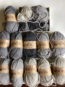 Drops Nepal Über ein Dutzend Wollknäuel 65% Wolle und 35% Alpaka - Bild 1 von 6