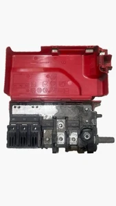 2017 CHRYSLER Pacific BATTERY TERMINAL FUSE RELAY BOX OEM - Picture 1 of 3