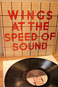 WINGS At the Speed of Sound ~ LP EMI 1C 062-97581~ 1976 - Bild 1 von 8