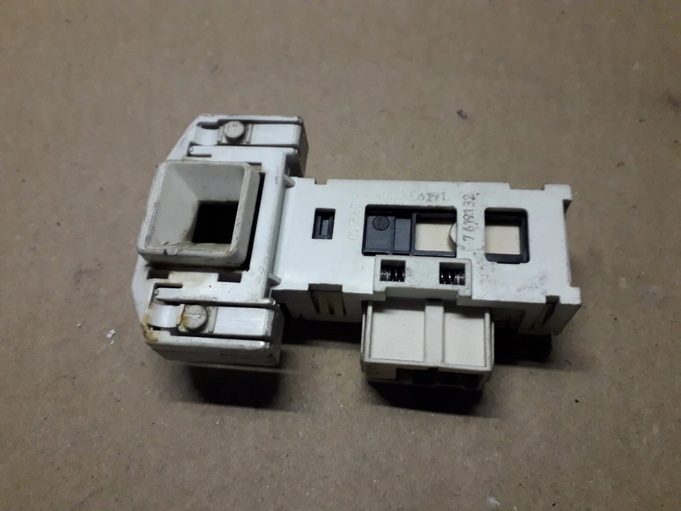 Bosch WAB2028KPL 9000056291 Electric Lock Door Lock Washing Machine 1 Piece - Image 1 of 1