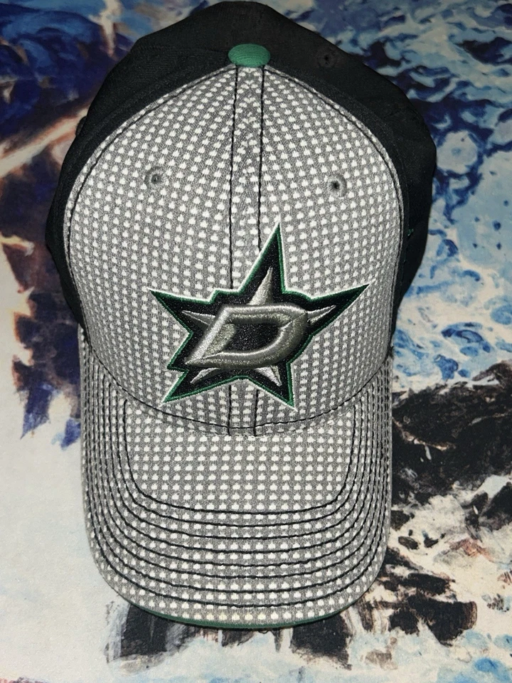 NHL Dallas Stars Reebok Adult Flex Fit Cap/Hat - Size L/XL - Great Condition! - Image 1 of 4