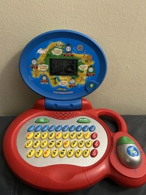 Computadora portátil educativa VTech Thomas Tank Engine Train and Friends Learn Explore Foto 1 de 4