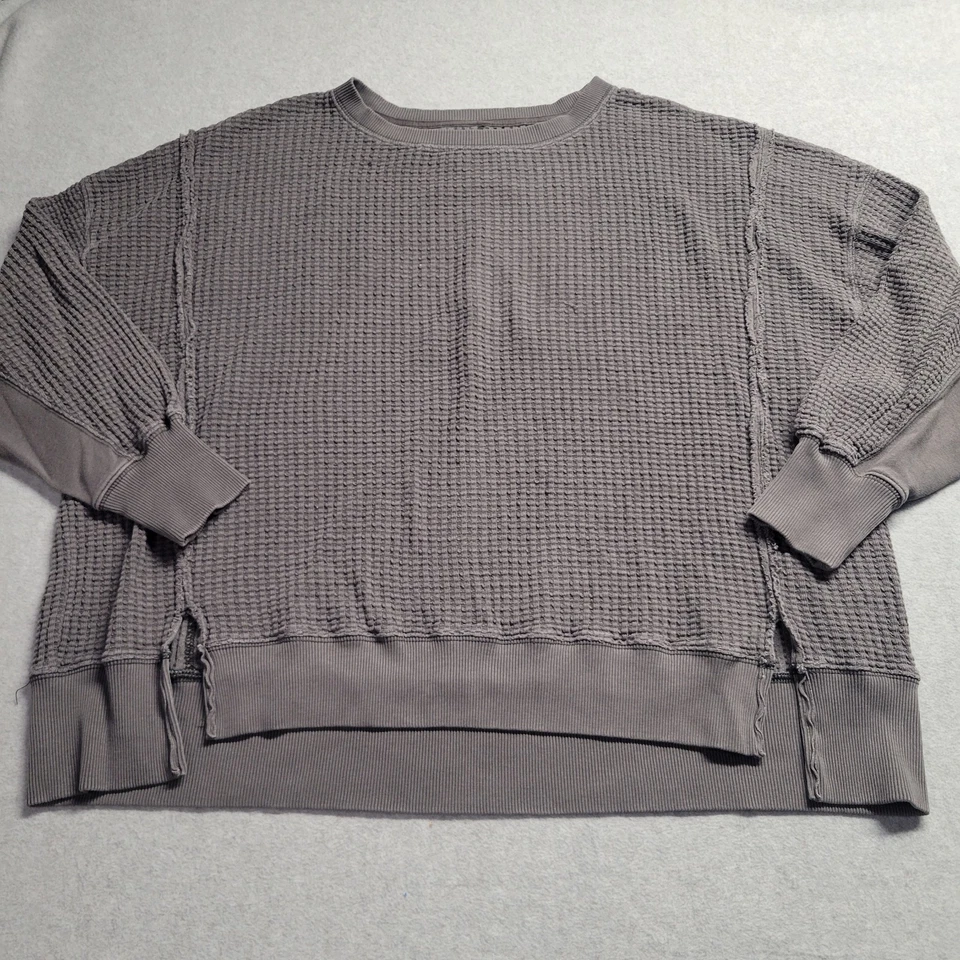 Sudadera para mujer American Eagle de gran tamaño Big Hug Waffle cuello redondo talla mediana Foto 1 de 4