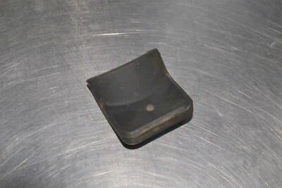 Amortiguador de montaje de marco de goma tanque de gasolina Yamaha YZ 125 250 490 23X-24184-00-00 1986-90 Foto 1 de 2