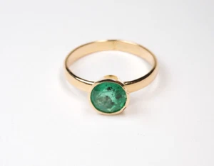 Colombian Emerald Ring Round 1.32 Cts 18K Yellow Gold Size 7 US Fine Muzo Min - Picture 1 of 12