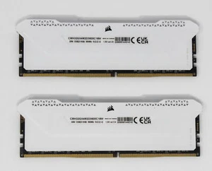 Corsair RGB PRO SL 32 GB (2x16GB) CMH32GX4M2D3600C18W DDR4-3600 RAM (#26184) - Bild 1 von 2