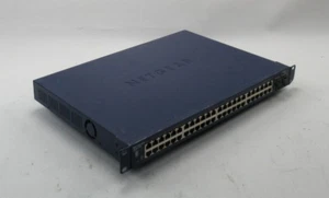 Netgear GS748TS switch Gigabit 48 porte con 4 porte SFP V1H1 HDMI impilabile 1U - Foto 1 di 10