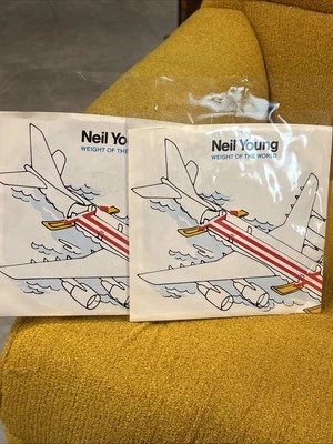 Two Records Нил Янг Вес Мира 45, 1986 Новый Старый Запас Как новый - Изображение 1 из 4