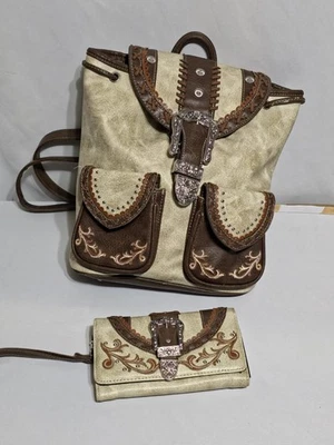 Mochila de couro sintético ocidental carteira bege marrom cravejado fivela de prata - Imagem 1 de 4