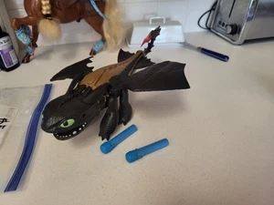 Toothless Dart Shooting 2019 How to train your dragon action figure Toy - Picture 1 of 7