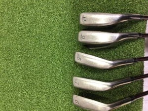 PRGR RED Titanium Face Iron Set Golf Club 6-P 5pcs RED/M37 #AB10113 - Picture 1 of 5