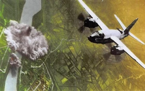 Postkarte Luftfahrt: Zweiter Weltkrieg B-26 Plünderer bombardiert deutsche Versorgungsleitungen in Italien - Bild 1 von 2