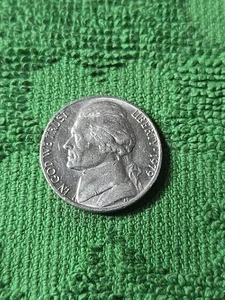 1979 P Jefferson Nickel Circulated - Picture 1 of 2