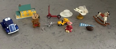 Большой лот миниатюр кукольных домиков игрушки 1:12 - педальный автомобиль, скутер, кукла, самолет + + + - Изображение 1 из 4