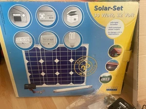 PV Solar-Set 12V 30W mit PV-Regler, Batterieklemmen und LED-Lampe - Bild 1 von 10