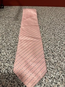 Corbata Hermes Paris Rosa Estampada 100% Seda Hecha a Mano - Imagen 1 de 6