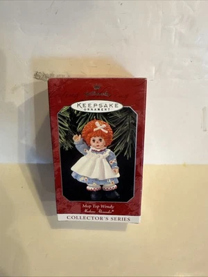 Top de fregona Wendy adorno de Navidad 1998 vintage Hallmark Keepsake Madame Alexander Foto 1 de 4