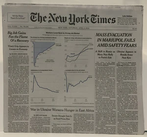 IL NEW YORK TIMES Giornale 2 Aprile 2022 Big Job Guadagna Fan La Fama Di A - Foto 1 di 12