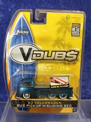 Camioneta Volkswagen Bus Jada Toys 2007 Vdubs sin usar, en caja 1963 con plataforma deslizante Foto 1 de 3