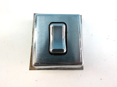 Хромированная крышка переключателя стеклоподъемника Ford Mustang Mercury Cougar C9AZ-14529-B - Изображение 1 из 4