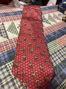 Rudolph red nosed reindeer men’s necktie Christmas holidays movies - Picture 1 of 7