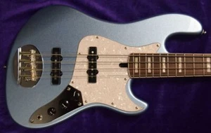 Lakland Skyline Darryl Jones Schild., Lake Placid Blue / Rosewood *AUF LAGER* - Bild 1 von 8