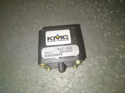 KMC CONTROLS RLY01260 DIVERTING RELAY WITHOUT BRACKET 206657 - Image 1 of 4