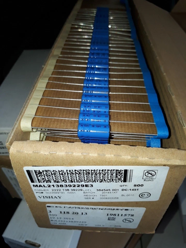 100 piezas NUEVO VISHAY BC PHILIPS 138 22uF 100V HI_END TAPAS AXIALES PARA AUDIO! Foto 1 de 1