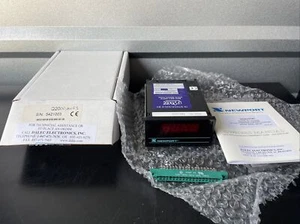 Newport Q2000-AVR3 Quanta Digital Panel Meter -19.99-0-19.99 120v-ac - Picture 1 of 3